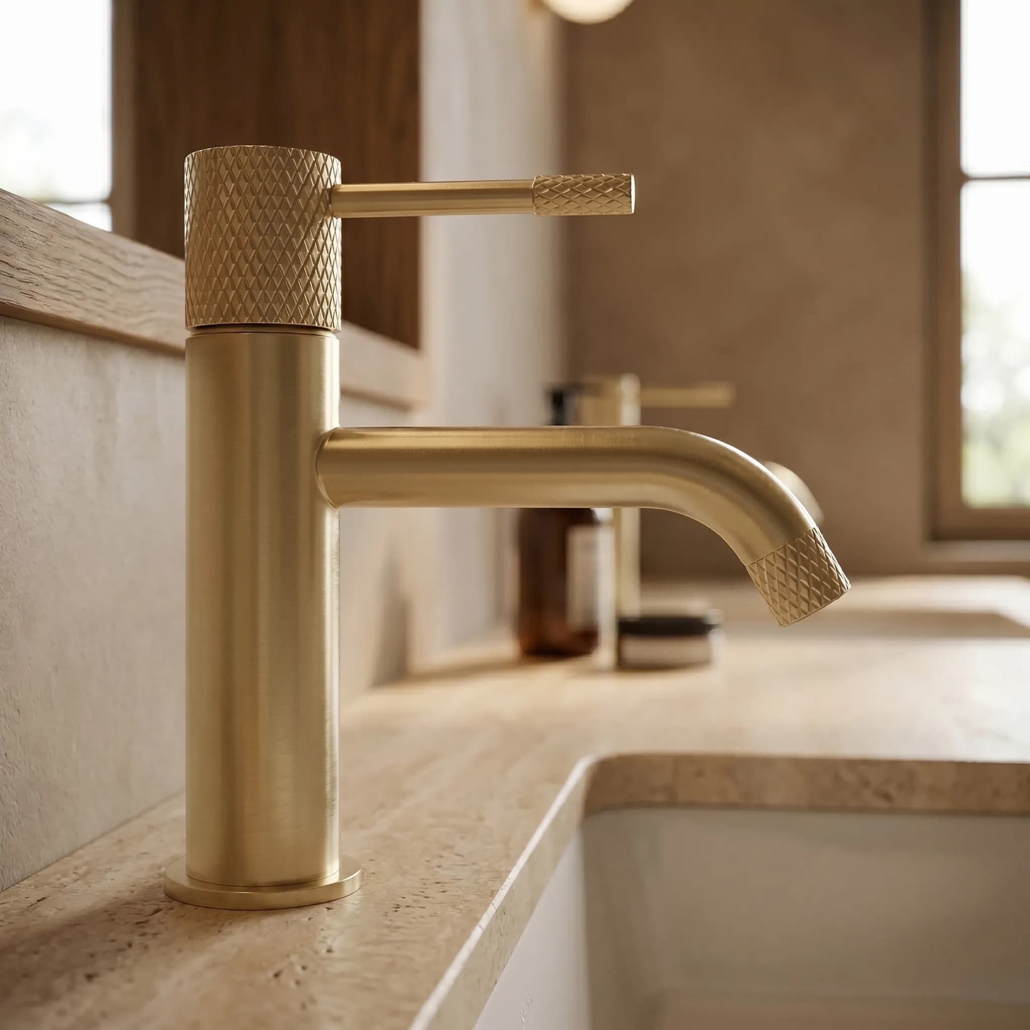 Rubinetto Da Lavabo Rea Venti Brush Gold Low
