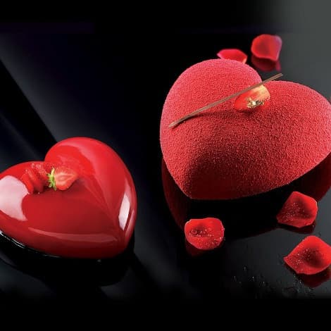 Cuore Silikomart (600/1000ml) – Stampo in Silicone con Cutter per Torte e Semifreddi Ti Amo o Amore