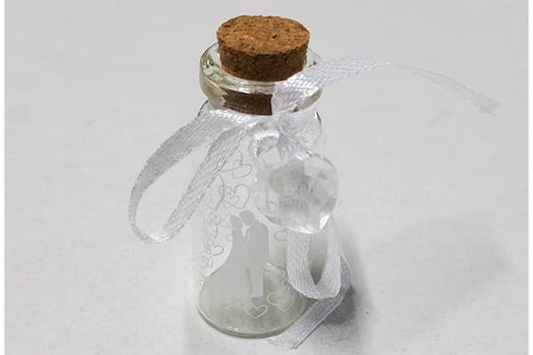 Barattolino portaconfetti con tappo in sughero matrimonio cm5x2 con nastrino pz6
